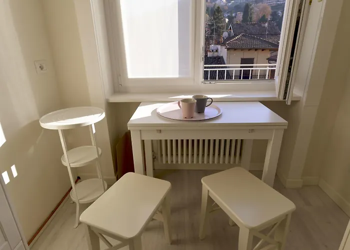 Casa Saba -welchome * Stresa